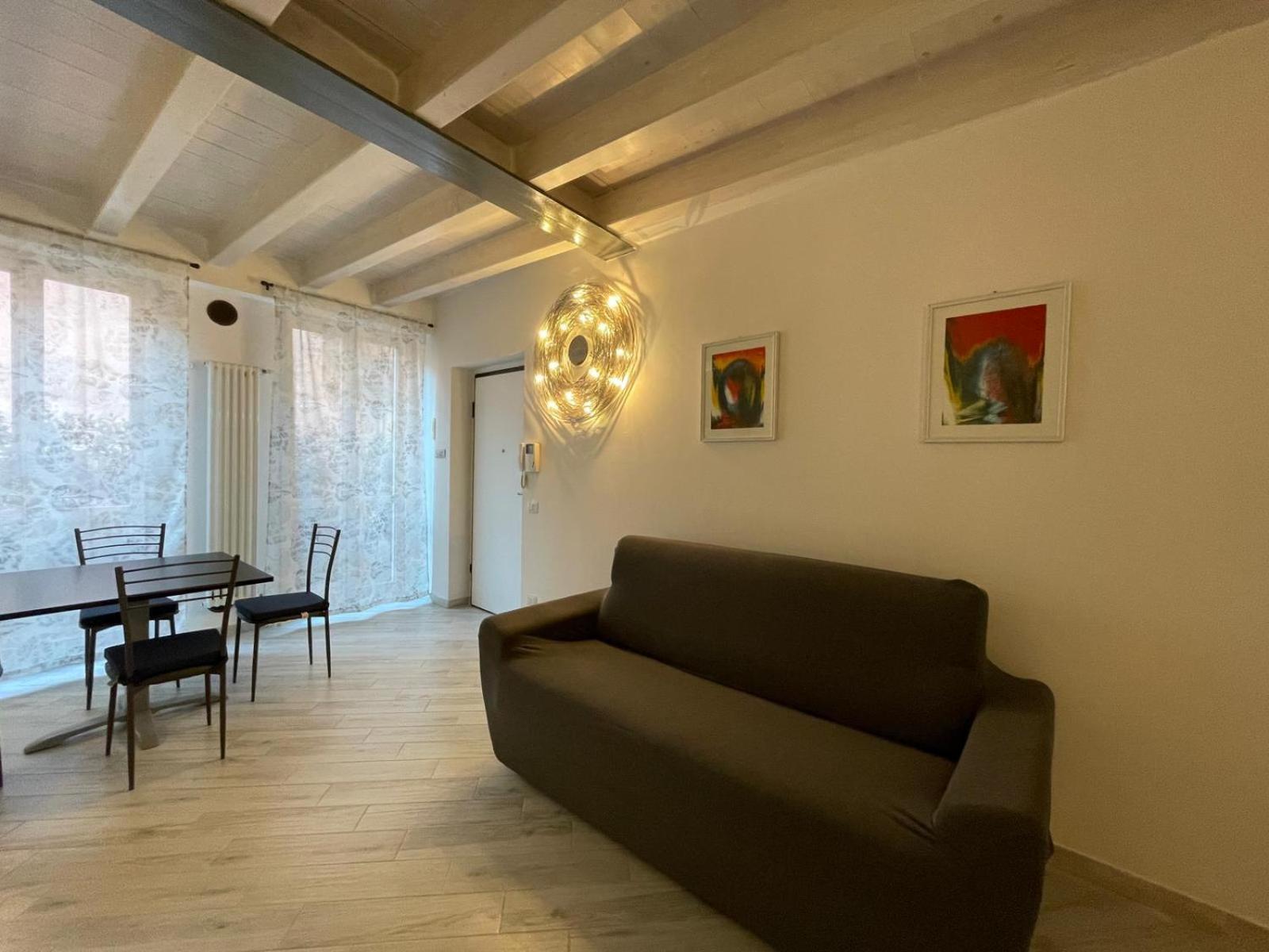 Ferienwohnung Dimora San Giulio Bonate Sotto Exterior foto